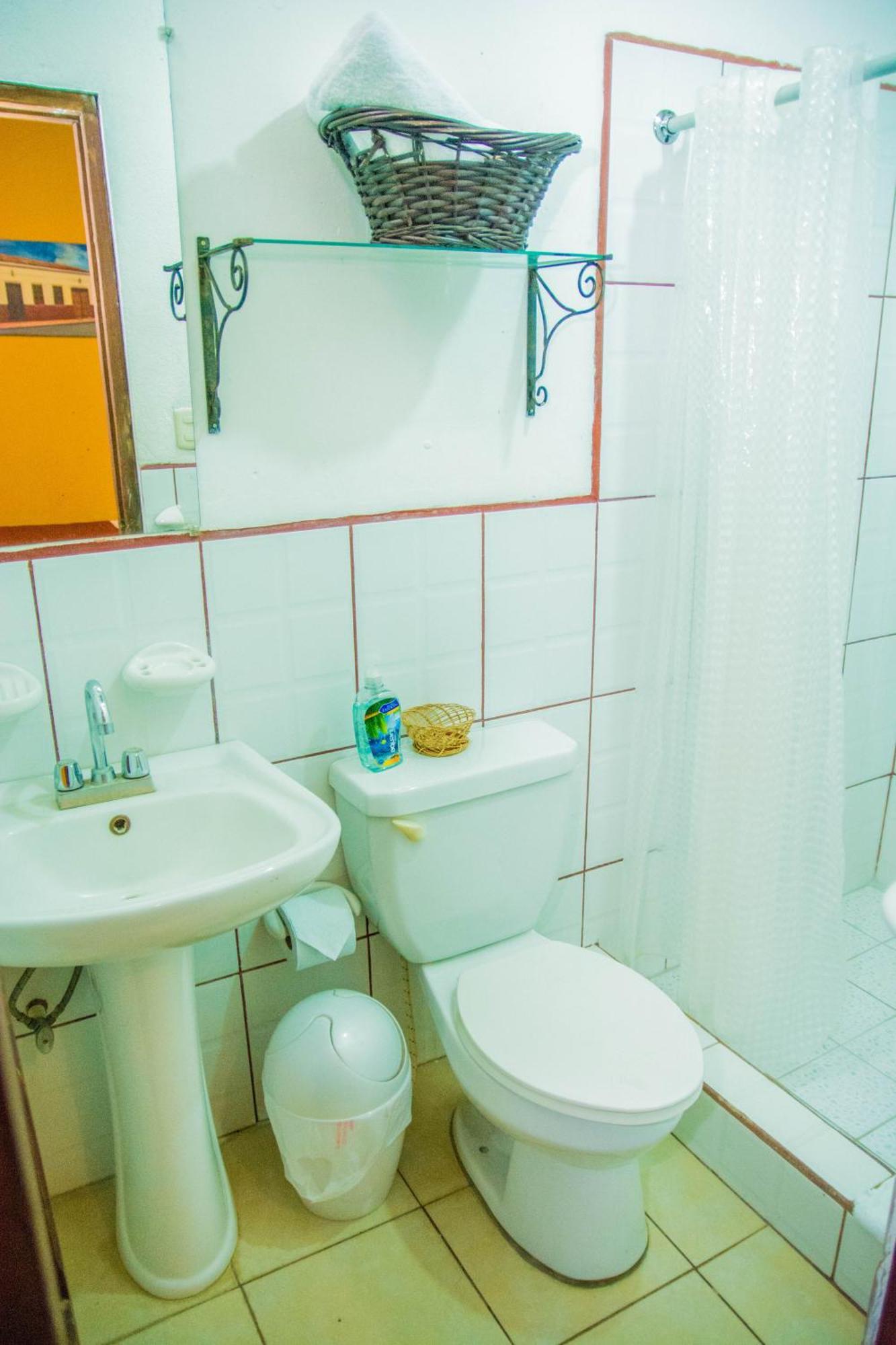 Hostal Fuente Castalia, B Y B León Buitenkant foto