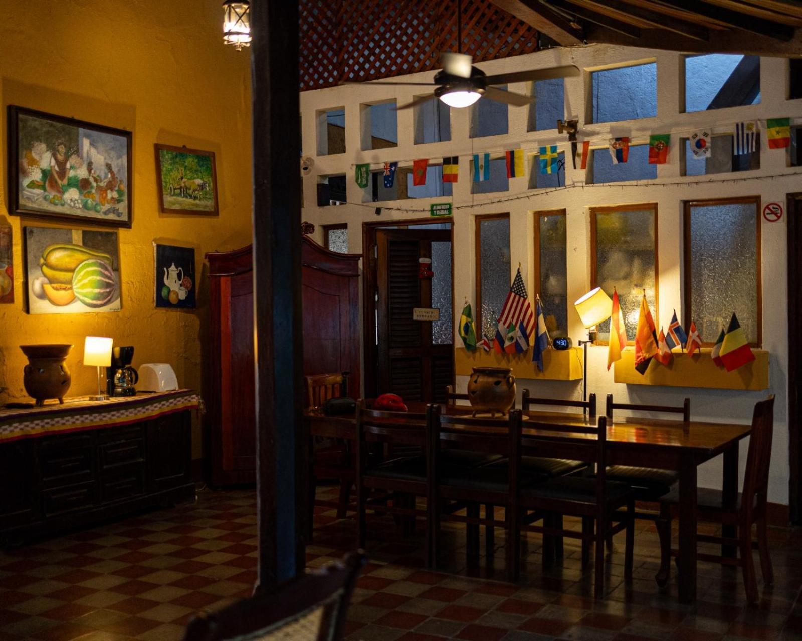 Hostal Fuente Castalia, B Y B León Buitenkant foto